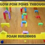 Play with pom poms_0