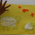 toddler spring art with egg carton sheep