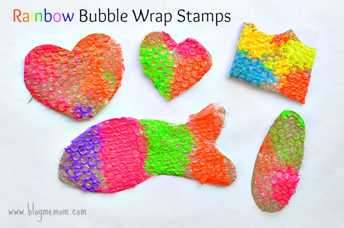 Art activities for kids : Bubble Wrap Stamps