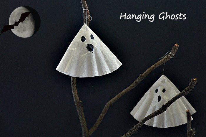 Puffy Paint Ghost Craft Idea