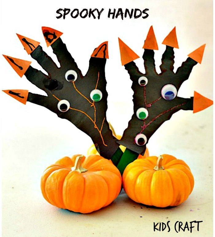 Halloween Craft for Kids : Spooky Hands Craft