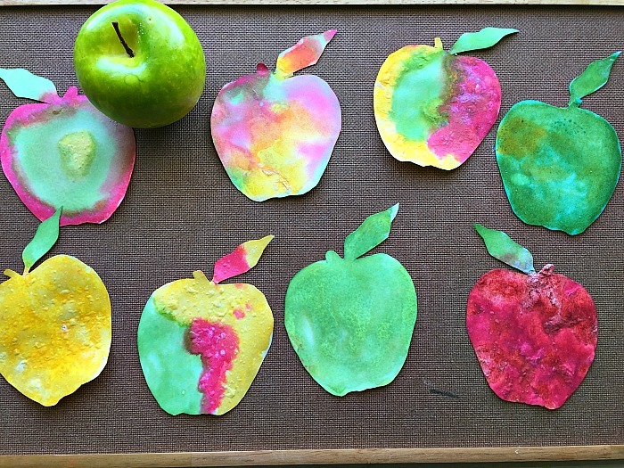 Fall Activities for Kids : Fizzing Apple Art