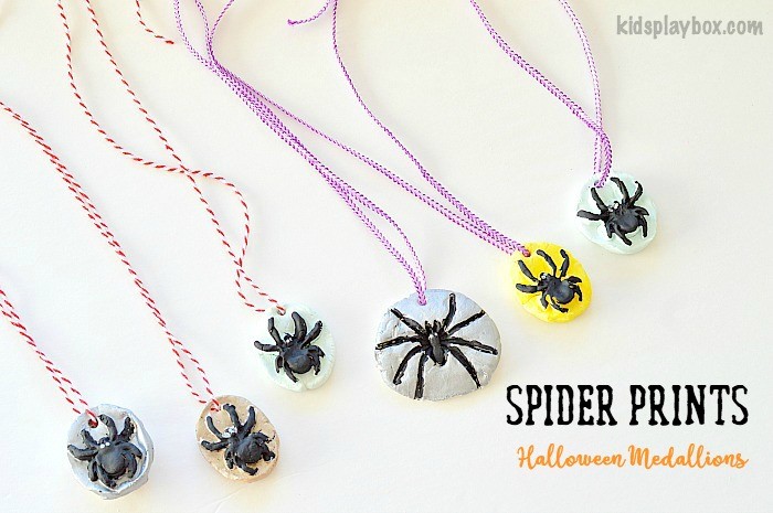 Halloween Crafts for Kids : Spider Medallions