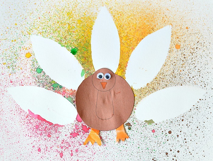 Thanksgiving Art : Spray Painted Turkey Art
