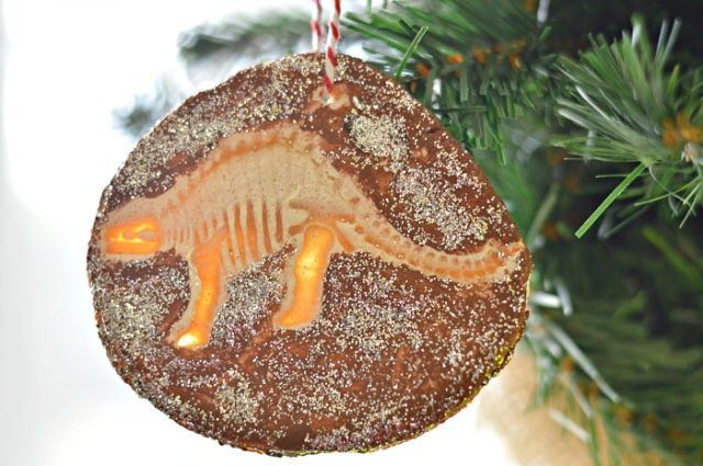 christmas crafts with dinosaurs